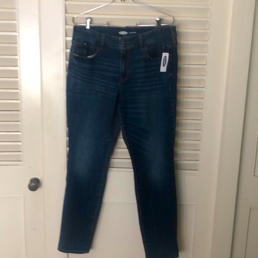NWTI Old Navy Skinny Blue Jeans